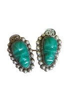 Vintage Mexican Carved Green Onyx And Silver Screwback Earrings Beading - $41.60 CAD