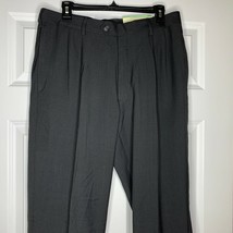 New Haggar Classic Khaki Trousers Pants 33X30 Gray Expander Waist Pleate... - $23.75