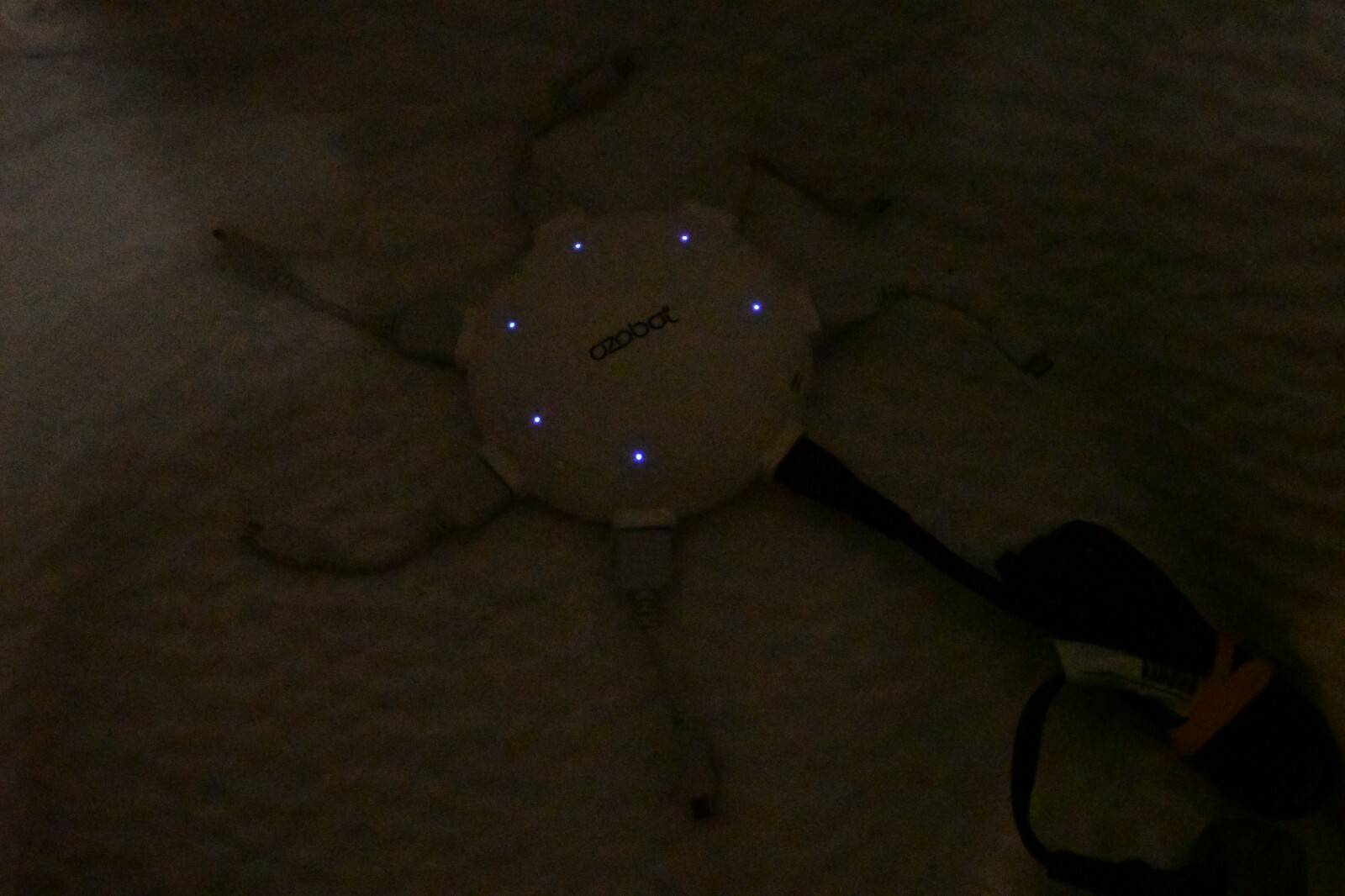 Ozobot BOT ROBOT 6 PORT USB CHARGER RARE 2I Item image 7