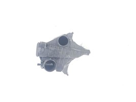 Air Filter Box Cleaner 1.8L Hatchback OEM 2011 Nissan Versa  - $1,245.33 MXN