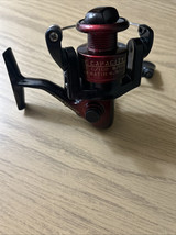SOUTH BEND THE CRUSHER GZ520R SPINNING REEL - $201.68 MXN
