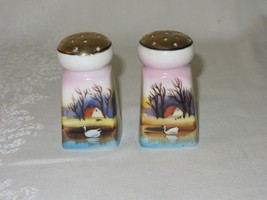 Vintage Salt Pepper Shakers Ceramic Porcelain Japan Swan Scene Gold Top - £19.71 GBP