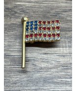 USA American Flag Lapel Pin Red White &amp; Blue Estate Fashion Jewelry Find KG - $150.34 MXN