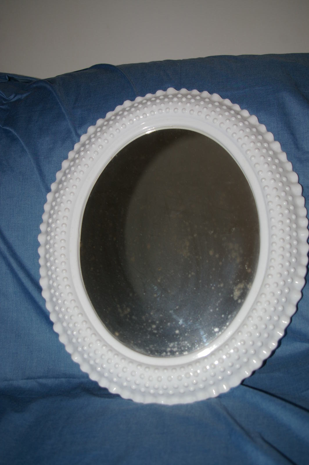 Home Interiors & Gifts Vintage 1984 Burwood Hobnail Oval Mirror White 2657 Homco - $25.00