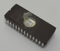 Intel &#39;82 D27256 EPROM , 12.5V - $6.67 CAD