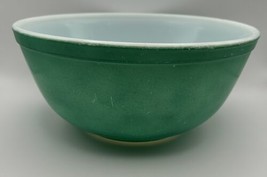 Vintage 1940&#39;s Pyrex Primary Green 9” Mixing Bowl 403 Retro Collectable Durable - $12.36