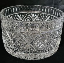Crystal Bowl Leaded Crystal 8-5/8&quot; Diameter x 5-1/4&quot; H Awesome Piece - £43.16 GBP