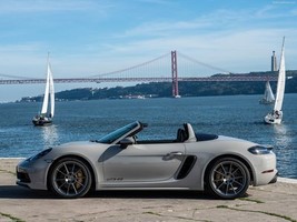 Porsche 718 Boxster GTS 4.0 2020 Poster 24 X 32 | 18 X 24 | 12 X 16 #CR-1409883 - £14.91 GBP+