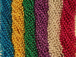100 Asst 6 color Mardi Gras Gra Beads Necklaces Party Favors Huge Lot Spirit - £15.49 GBP