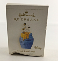 Hallmark Keepsake Ornament Disney Winnie Pooh Sweet Smackerel Honeypot New 2006 - £12.60 GBP