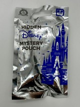 Disney Parks Hidden Mickey Mystery Collectible Pin Pack Pouch 2025 SEALE... - $550.34 MXN