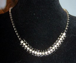 Pretty Vintage Black &amp; Clear Rhinestone Bib Necklace-Lot N 37 - £20.08 GBP