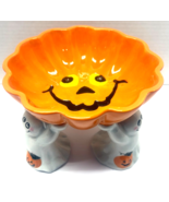 Halloween 3 Ghosts Holding Up A Pumpkin Ceramic Candy Dish - $14.85