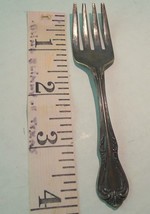 Antique Vintage Collectible Baby Spoon 4&quot; Wm ROGERS Oneida - £5.39 GBP
