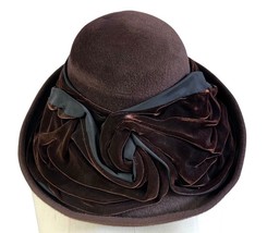 Bailey Tomlin London Ladies Brown Felt/Velvet Hat Bow size M Edwardian Look - $222.75