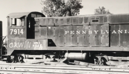 Pennsylvania Railroad PRR #7914 DS-4-4-1000 BS-10 Baldwin Locomotive Train Photo - £7.52 GBP