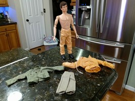 Vtg 1964 Hasbro GI Joe Action Figure Flocked Brown Hair Blue Eye Scar &amp; Uniforms - £89.68 GBP