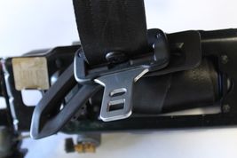 2004-2011 VOLVO S40 S50 FRONT DRIVER LEFT SEAT BELT J1631 image 7