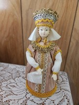 VINTAGE PORCELAIN SAINT PETERSBURG RUSSIAN DOLL 6&quot; CUSTOM DRESS - $25.08 CAD