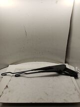 C240      2003 Wiper Arm               1404516 - $454.07 MXN