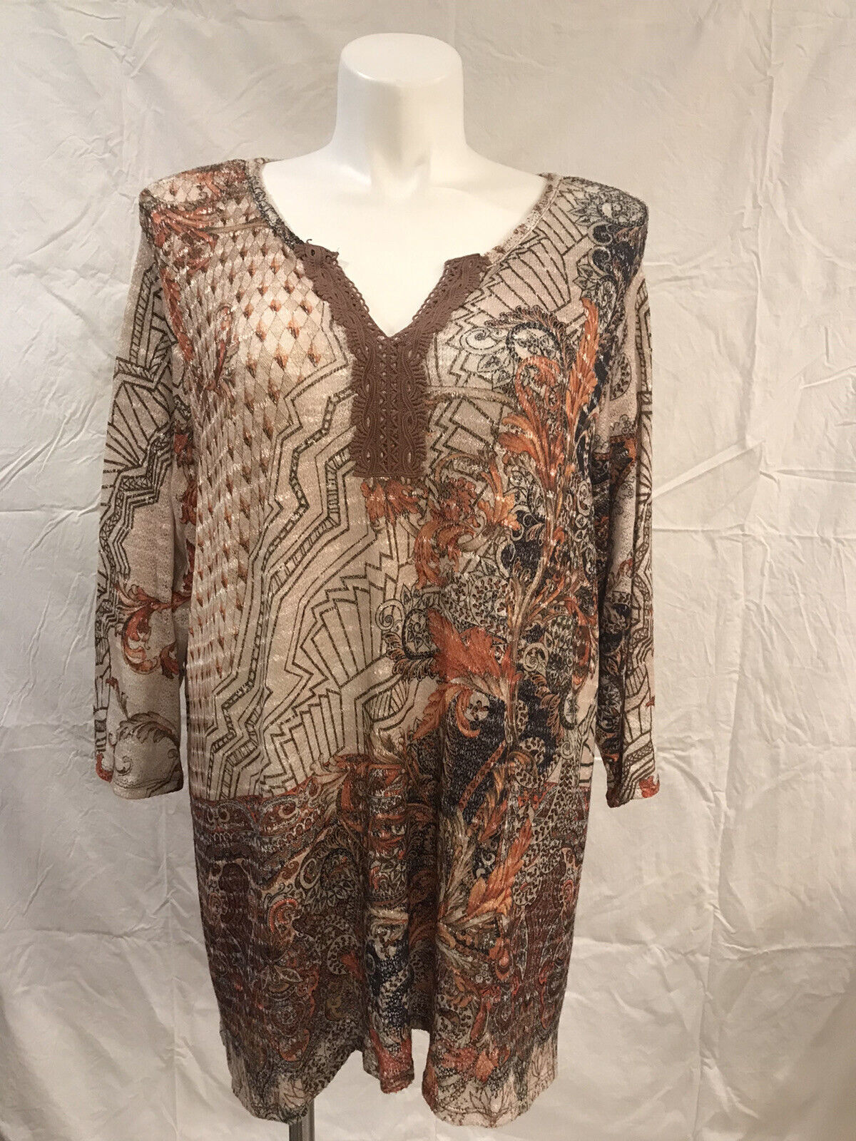 B.L.E.U. Woman Lightweight Top 3/4 Sleeve Browns/Oranges Lace V-Neck Siz... - $26.09