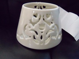 Home Interior Ivory Floral Cutout Ceramic Candle Shade Topper 2.5&quot; Jar Open New - £19.52 GBP