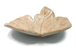 Handmade Ceramic Fig Leaf Bowl, Beige Speckled Stoneware Dining Room Decor - £75.53 GBP