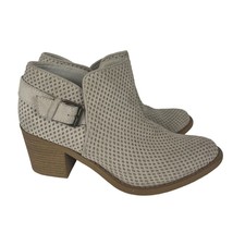 QUPID Womens Tobin Perforated Booties Size 6.5 Beige Perforated Stacked Heel - £17.21 GBP