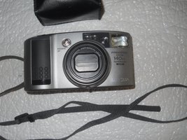 Minolta Freedom Zoom 140EX 35mm Film Camera with Date &amp; Panorama - $129.00