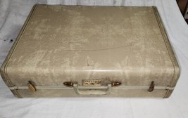 Vintage MCM Samsonite Hardside Suitcase Beige Metal Clasps Lockable - £43.96 GBP