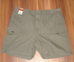 Wrangler Cargo Shorts with Side pockets Men&#39;s Size 46 NEW - £15.81 GBP