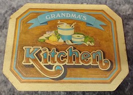 Vintage Wallcraft Grandma&#39;s Kitchen Hot Mat Antique Tin Series Size 6 x 8 Bromac - £11.98 GBP