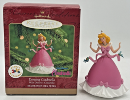 2000 Hallmark Dressing Cinderella Walt Disney&#39;s Cinderella Keepsake Ornament U74 - £11.96 GBP