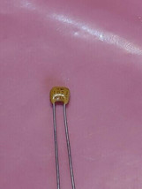 10pcs 1000PF CERAMIC DISC CAPACITOR NOS 10pcs - £2.94 GBP