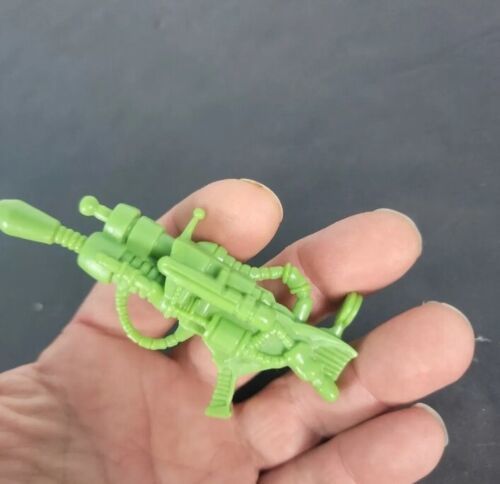 Vintage Earthworm Jim Green Gun Action Figure Accessory Part TMNT Item image 2