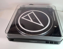 Audio Technica AT LP60 Stereo Turntable Black VG+ - $118.80