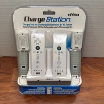 Nyko Charge Station Dock with 2 Rechargeable Batteries For Nintendo Wii ... - $364.18 MXN