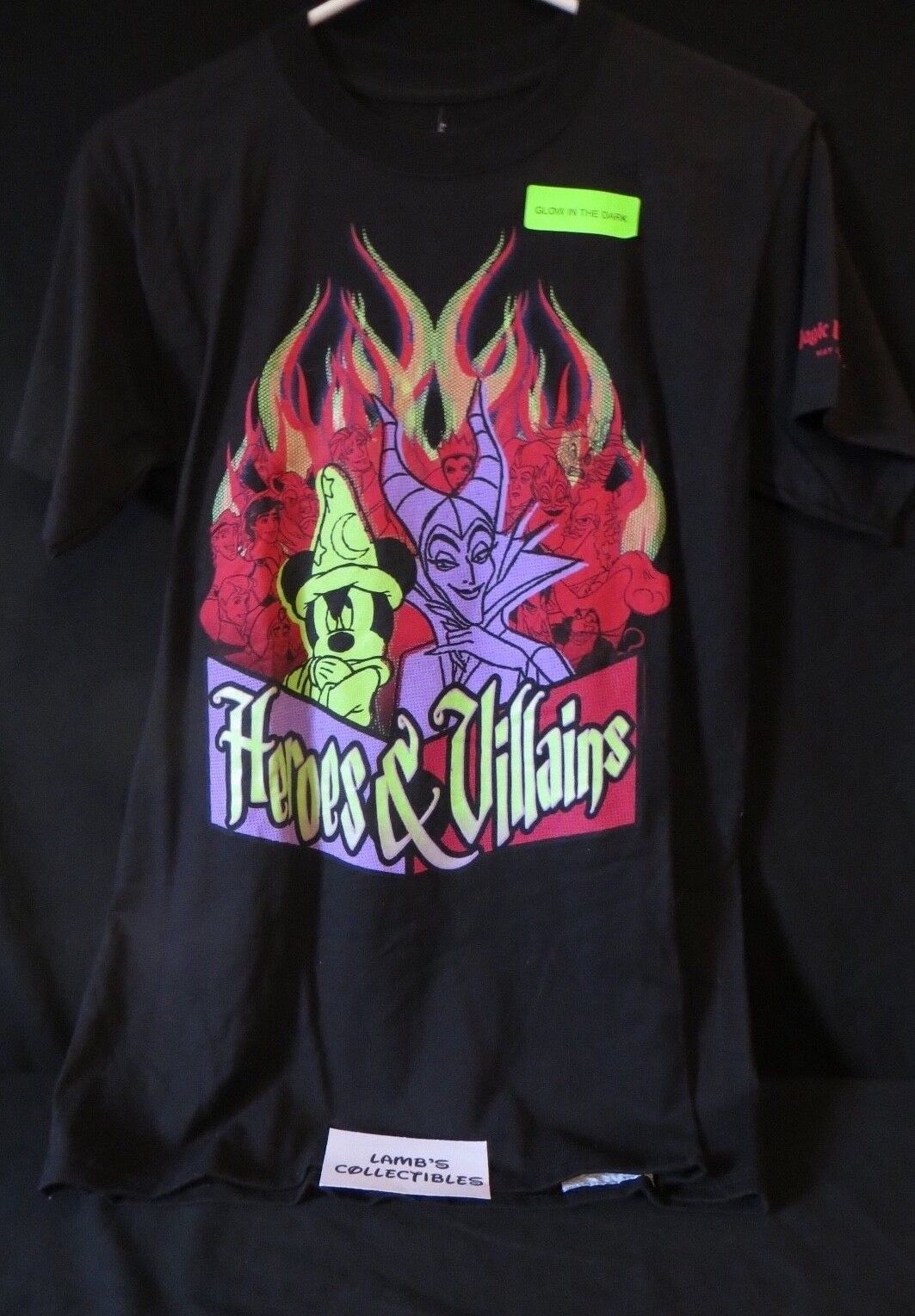 Disney Parks XL Heroes & Villains T-shirt 2014 Rock your Disney side Halloween - $58.19