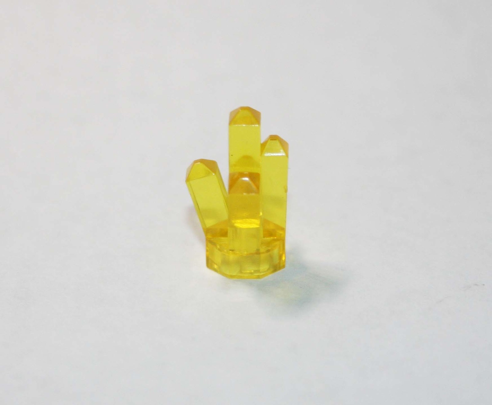 HG Clear Crystal Yellow Piece Bricks Minifigures - $0.85