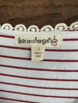 Striped Sleeveless Blouse Small Love on a Hanger Lace Detail Stretch Top Shirt - £2.25 GBP
