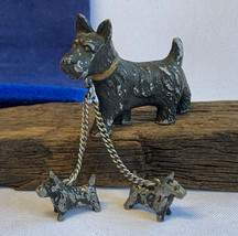 Vtg Pot Metal Scotty Dog w/ Puppies on Chain Figure Dog Figurine Statue Display - £23.63 GBP