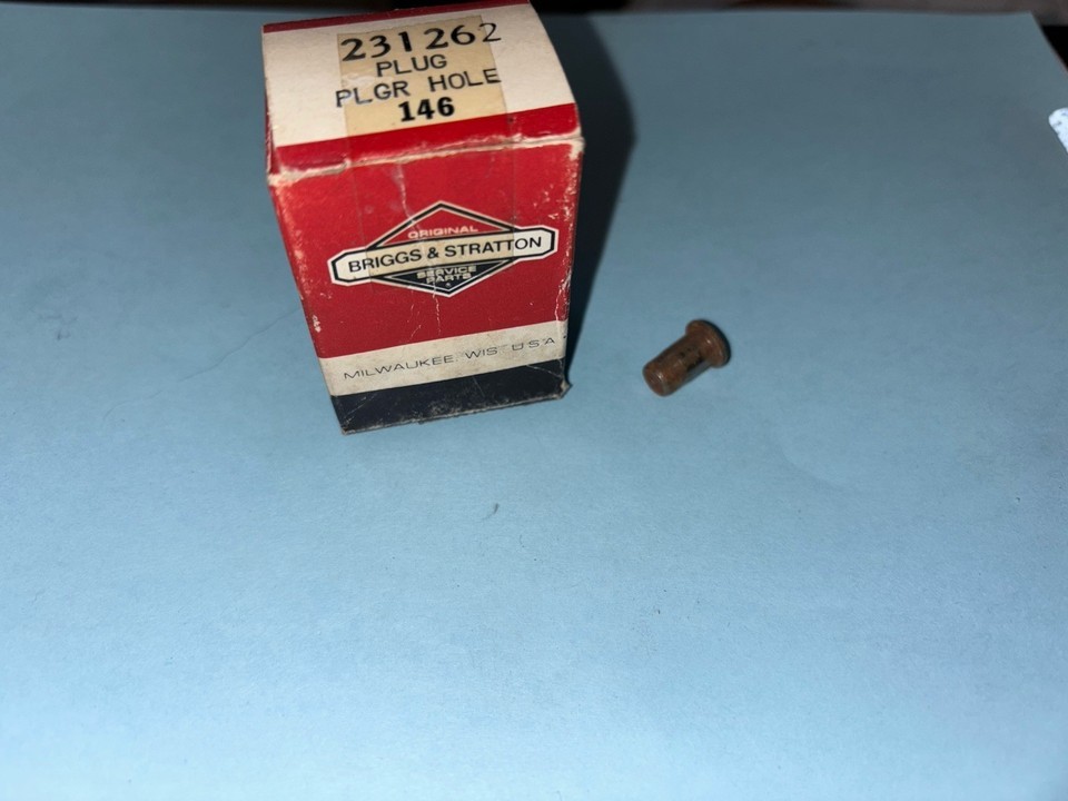 OEM Brigg &amp; Stratton Plug 231262 - Genuine Briggs (BS2) - $1.67
