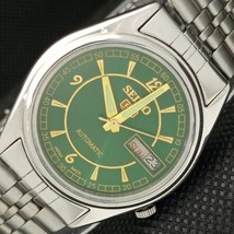 VINTAGE SEIKO 5 AUTOMATIC 7009A JAPAN MENS DAY/DATE GREEN WATCH 621c-a41... - $42.00