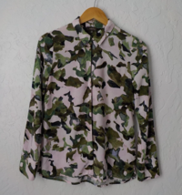 Crosby Leaves Shirt Women size S Button Up Ivory Green 100% Rayon Long Sleeves - £12.65 GBP