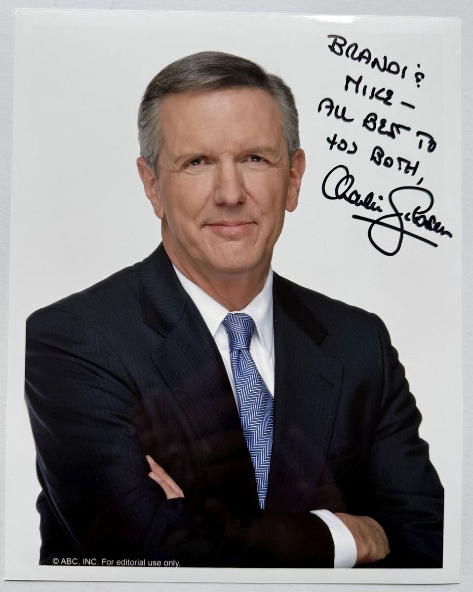 Charlie Gibson Signed Autographed Glossy 8x10 Photo - $19.99