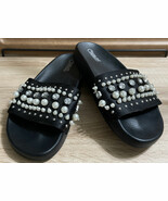 Carlos Santana Silver Pearls Rhinestones Flat Slide Thong Sandals Size 7 - $374.67 MXN