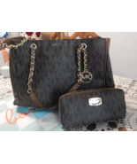 MICHAEL KORS SET MEDIUM CHAIN TOTE SHOULDER BAG WALLET - $258.60 CAD