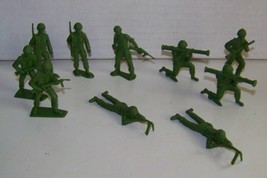 Lionel Postwar 975-1 Squad of 10 army soldiers, uncataloged 1960's set component - £29.86 GBP