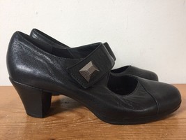 Vintage Munro American Black Leather Mary Jane Strap High Heels Womens 4... - $36.62
