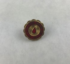 Blood Bank Galloneer Tacoma Pierce Co. Collectible Souvenir Pin 5/8&quot; - £11.03 GBP